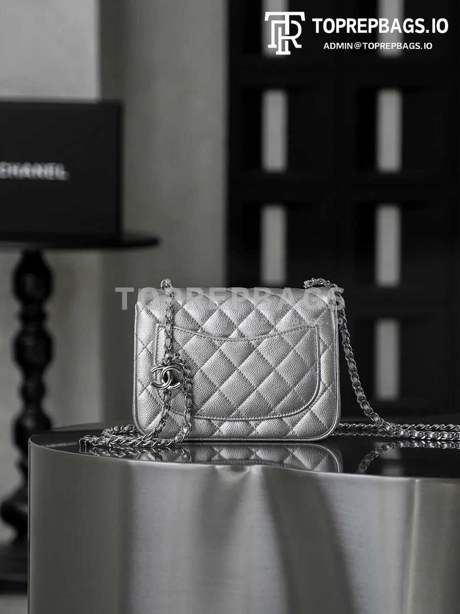 i1764239553288_2070_0_3 Chanel Pearl Crush Square Mini Caviar Leather Silver-tone Hardware Shoulder Bag detailed product image
