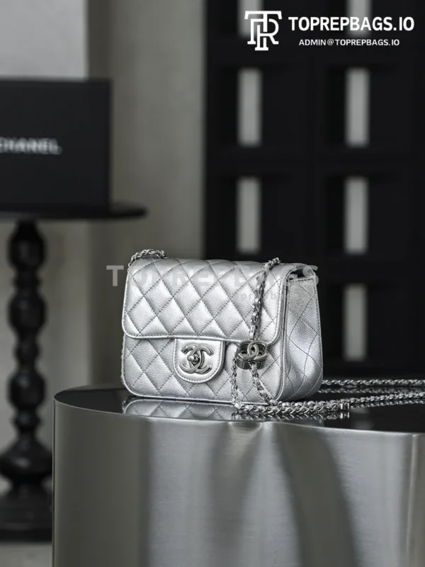 i1764239553296_3452_0_1 Chanel Pearl Crush Square Mini Caviar Leather Silver-tone Hardware Shoulder Bag detailed product image