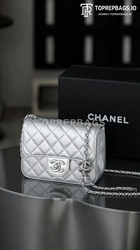 i1764239839628_840_0_0 Chanel Pearl Crush Square Mini Caviar Leather Silver-tone Hardware Shoulder Bag detailed product image