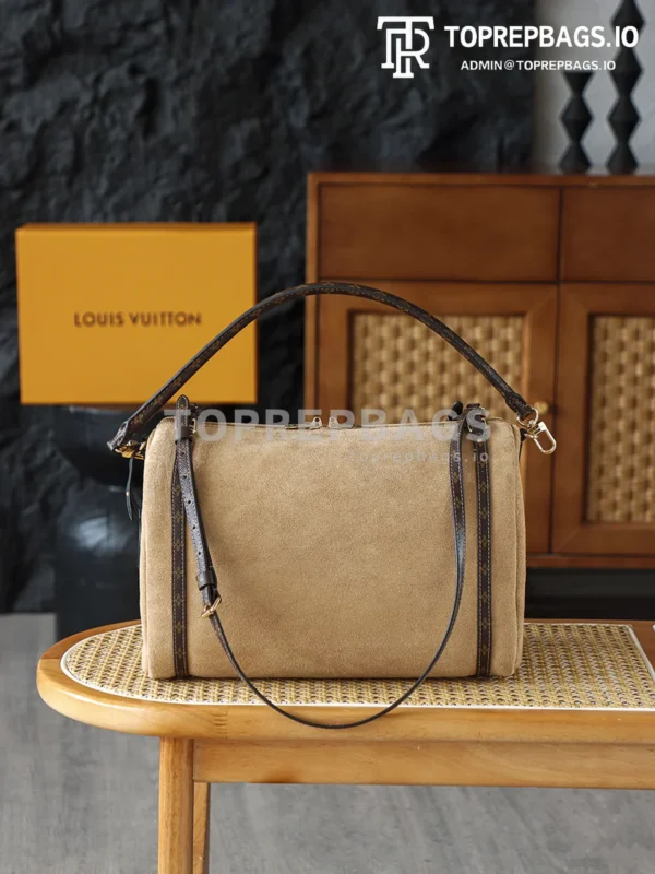 i1764672451377_6234_0_3 Louis Vuitton Express Medium in Brown