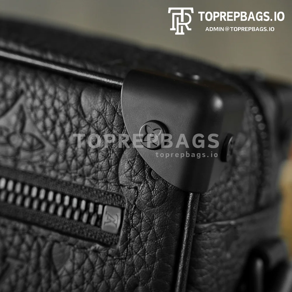 i1765459979731_7375_0_0 Louis Vuitton Mini Soft Trunk in Black