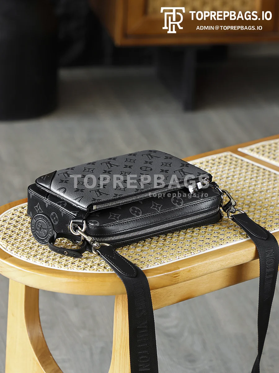 i1765522184575_9703_0_5 Louis Vuitton Trio Messenger in Grey