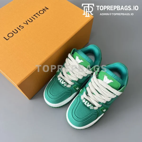 i1765787978135_682_0_8 Louis Vuitton in Green