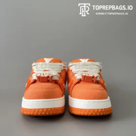 Louis Vuitton in Orange
