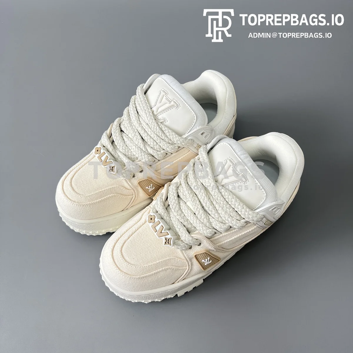 i1765788080961_9626_0_7 Louis Vuitton in Beige