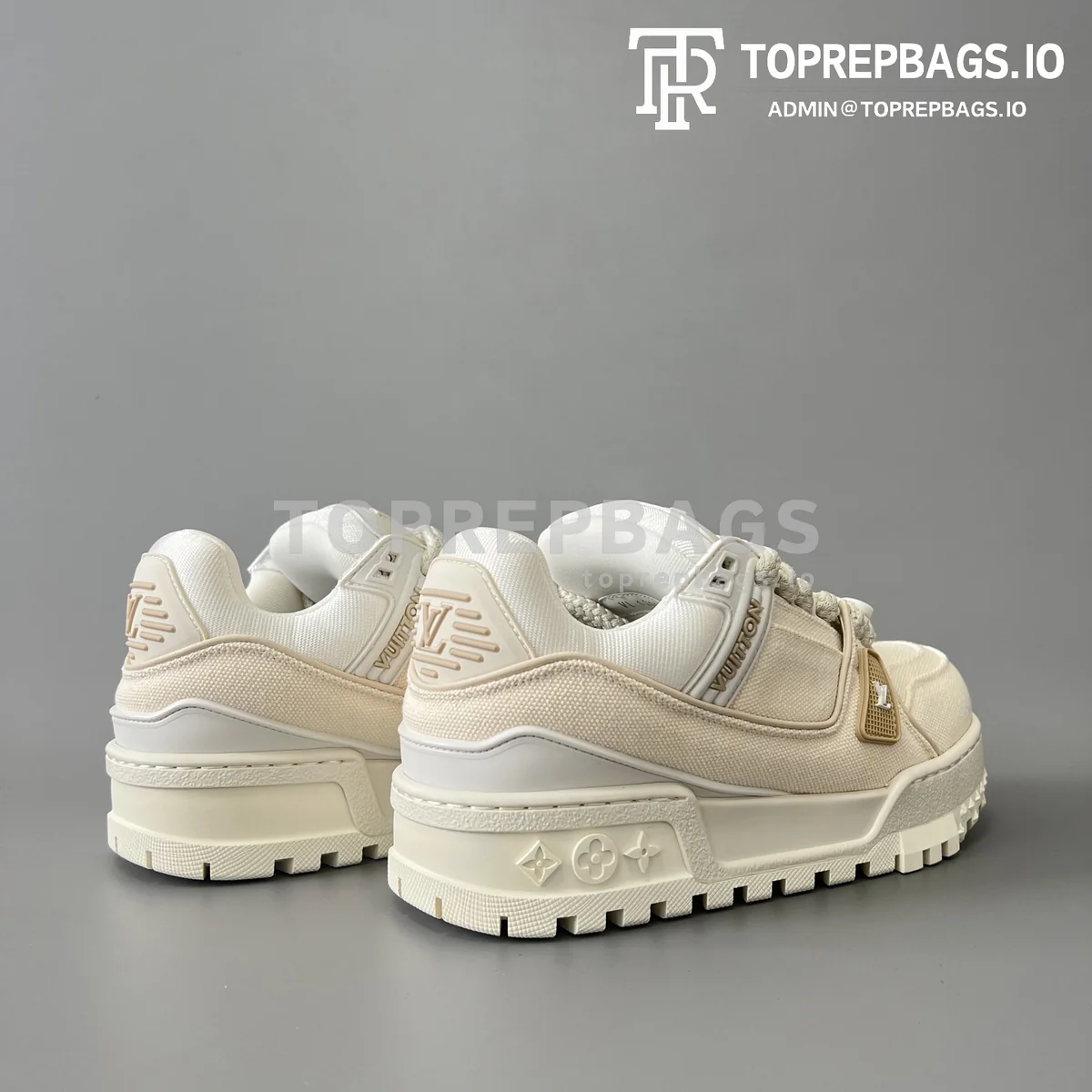 i1765788080998_7334_0_3 Louis Vuitton in Beige