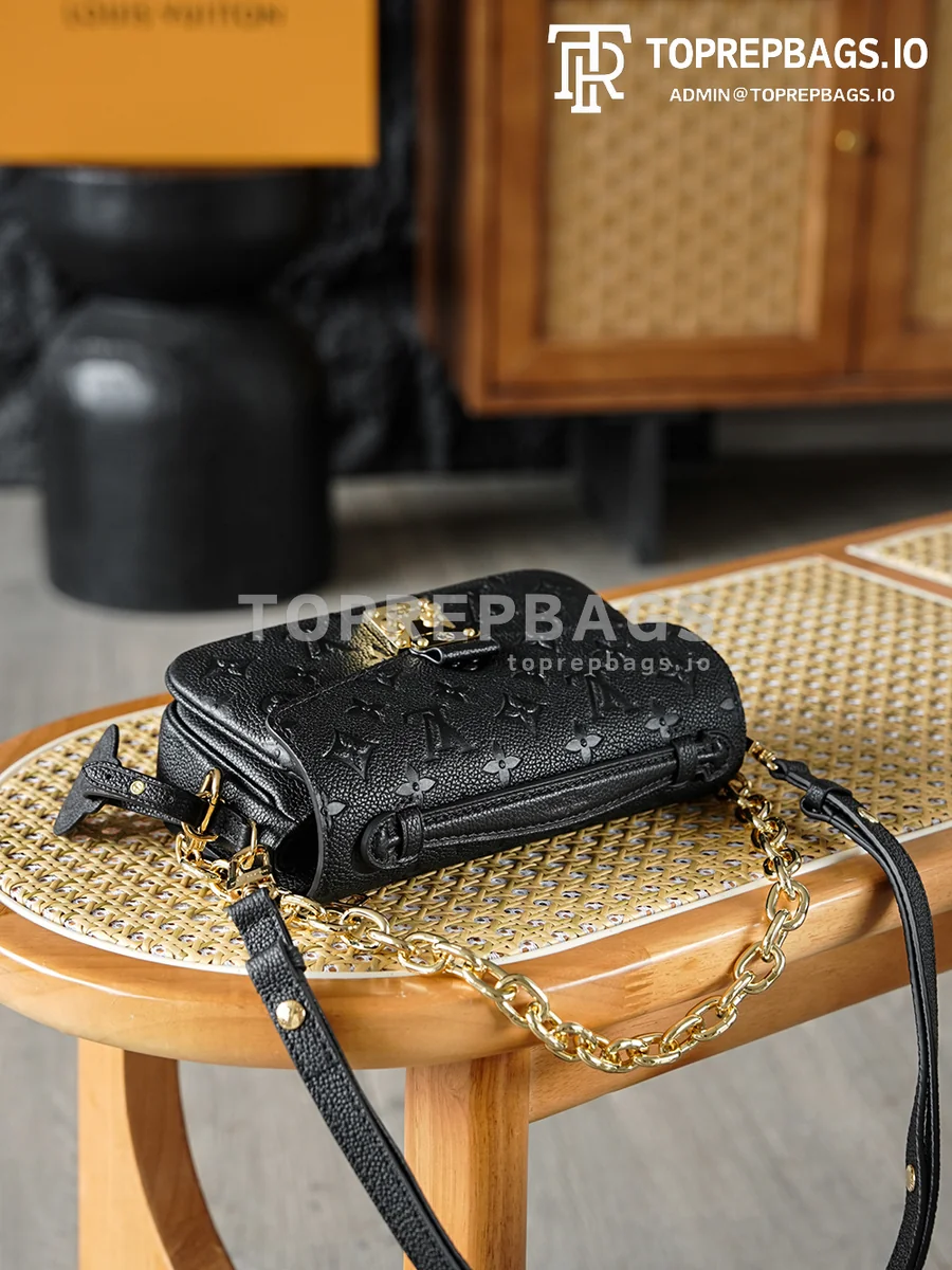 i1766219466629_4333_0_6 Louis Vuitton Pochette Metis in Black