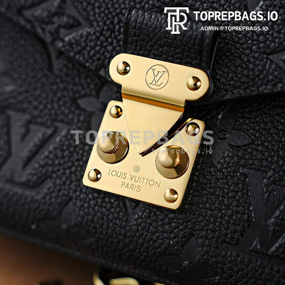 i1766219514612_756_0_4 Louis Vuitton Pochette Metis in Black