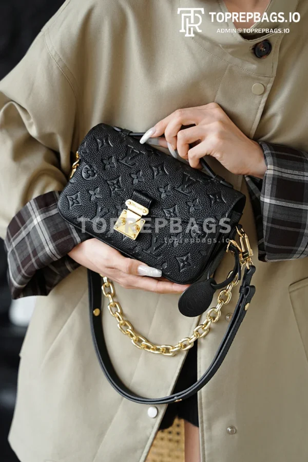 i1766219635457_7392_0_2 Louis Vuitton Pochette Metis in Black
