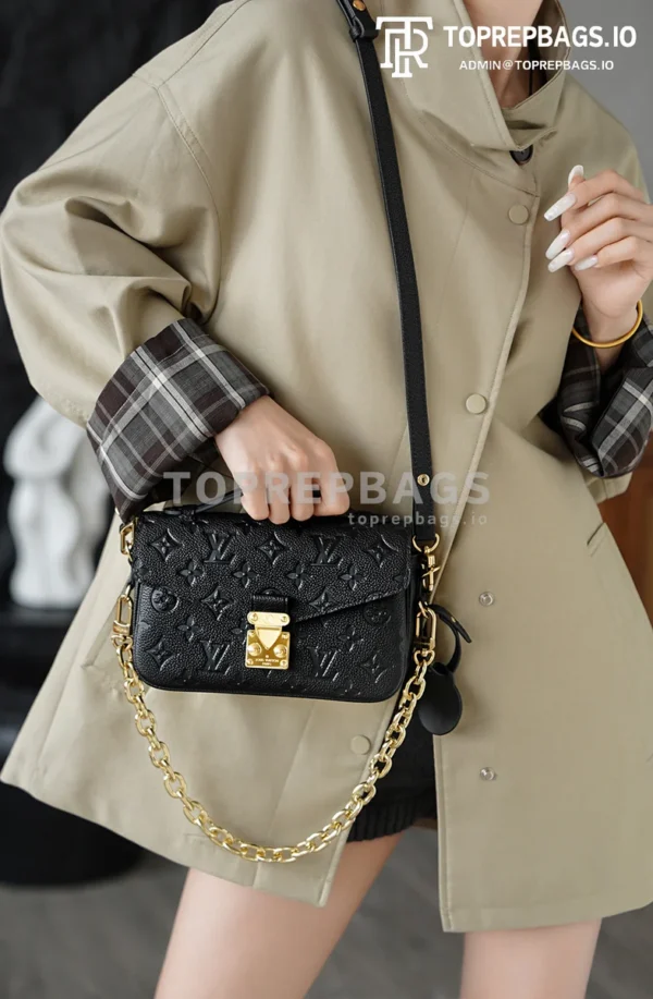 i1766219636517_3092_0_6 Louis Vuitton Pochette Metis in Black
