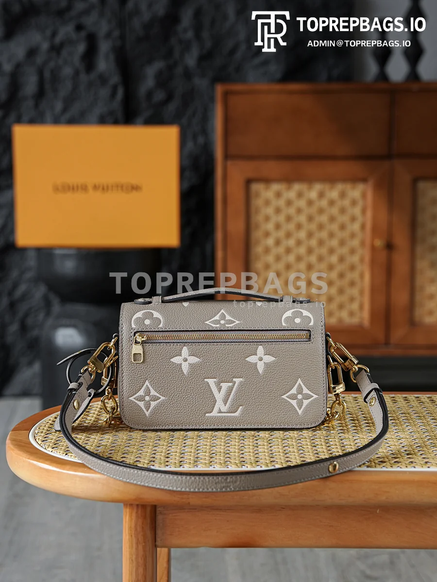 i1766219880665_4034_0_3 Louis Vuitton Pochette Metis in Taupe
