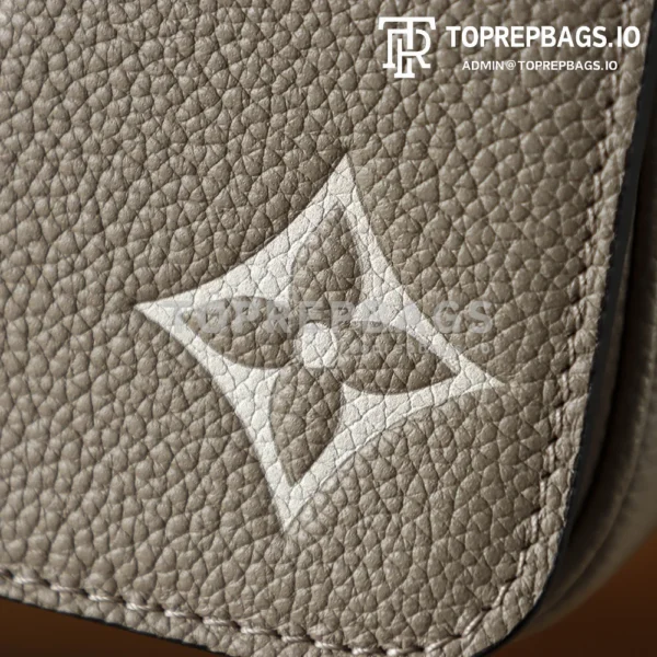 i1766220036682_3855_0_5 Louis Vuitton Pochette Metis in Taupe