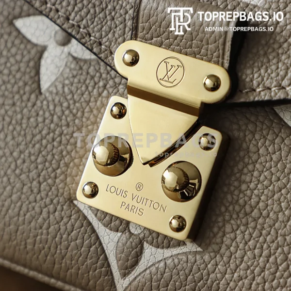 i1766220037980_6934_0_0 Louis Vuitton Pochette Metis in Taupe