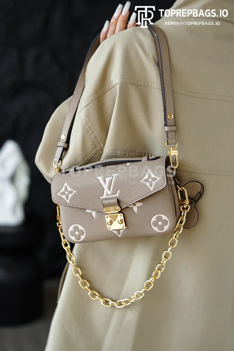 i1766220148031_4997_0_6 Louis Vuitton Pochette Metis in Taupe