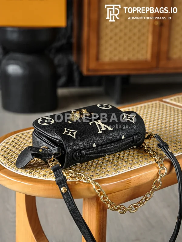 i1766220325891_7308_0_5 Louis Vuitton Pochette Metis in Black