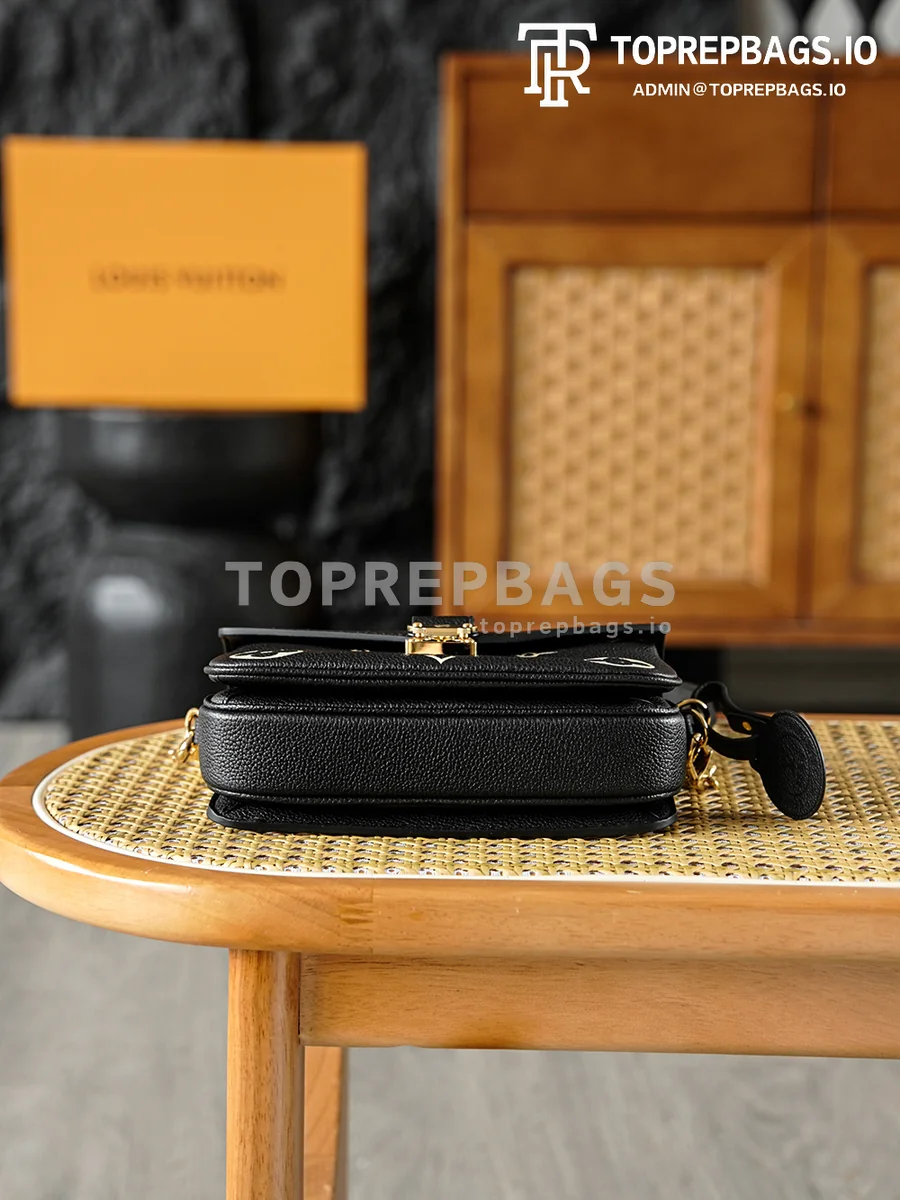 i1766220327055_9285_0_4 Louis Vuitton Pochette Metis in Black