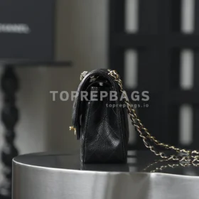 Chanel Classic Flap Small in Black