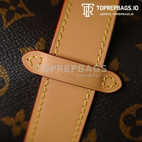 i1767170685510_596_0_0 Louis Vuitton Pochette Mia in Brown