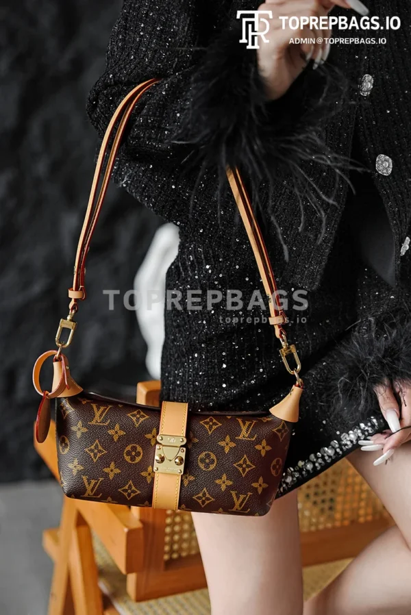 i1767170854381_8829_0_2-1 Louis Vuitton Pochette Mia in Brown