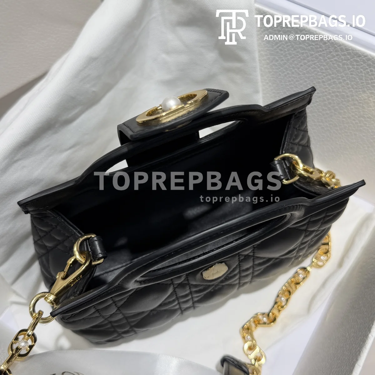 i1767348621389_3986_0_6 Dior Jolie in Black
