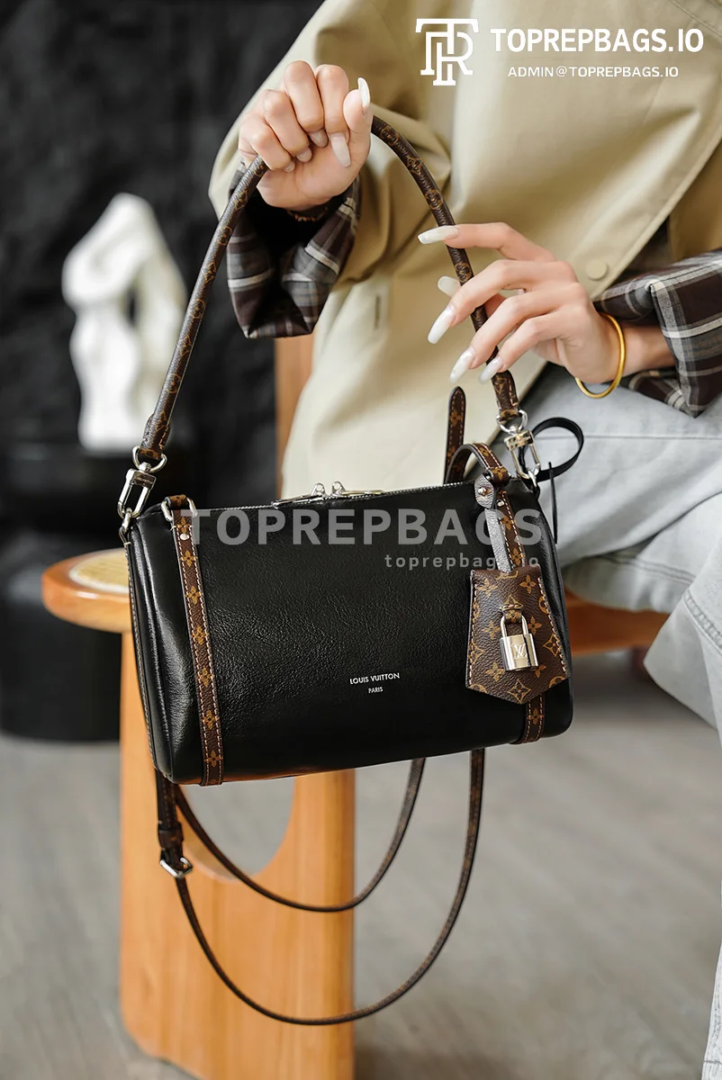 i1767505983189_9635_0_8 Louis Vuitton Express Mini in Black