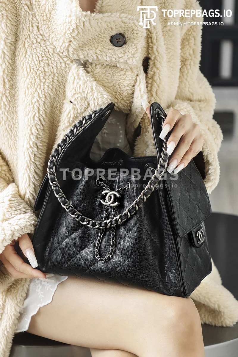 i1767603928053_9939_0_1 Chanel 25 Bag Small Hobo in Black