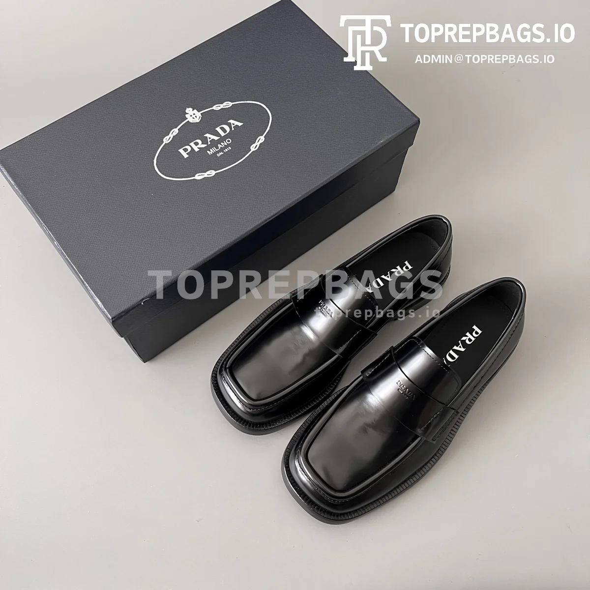 i1767690440539_4092_0_8 Prada in Black