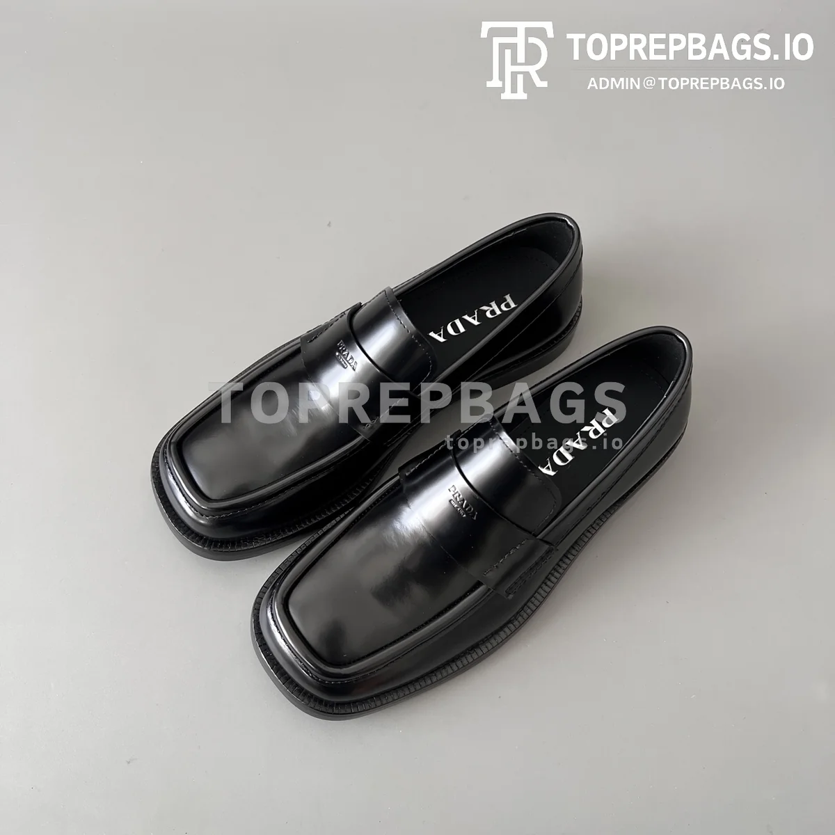 i1767690440544_6175_0_7 Prada in Black