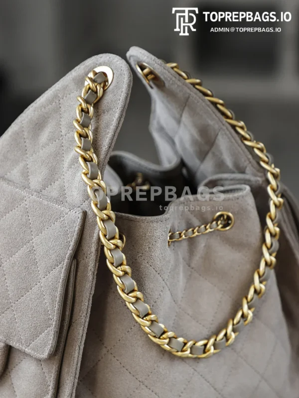 i1767954789166_8566_0_5 Chanel 25 Bag Hobo in Grey