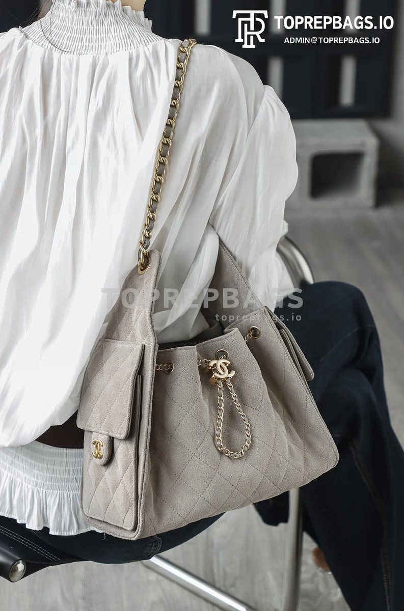 i1767954928130_8487_0_9 Chanel 25 Bag Hobo in Grey