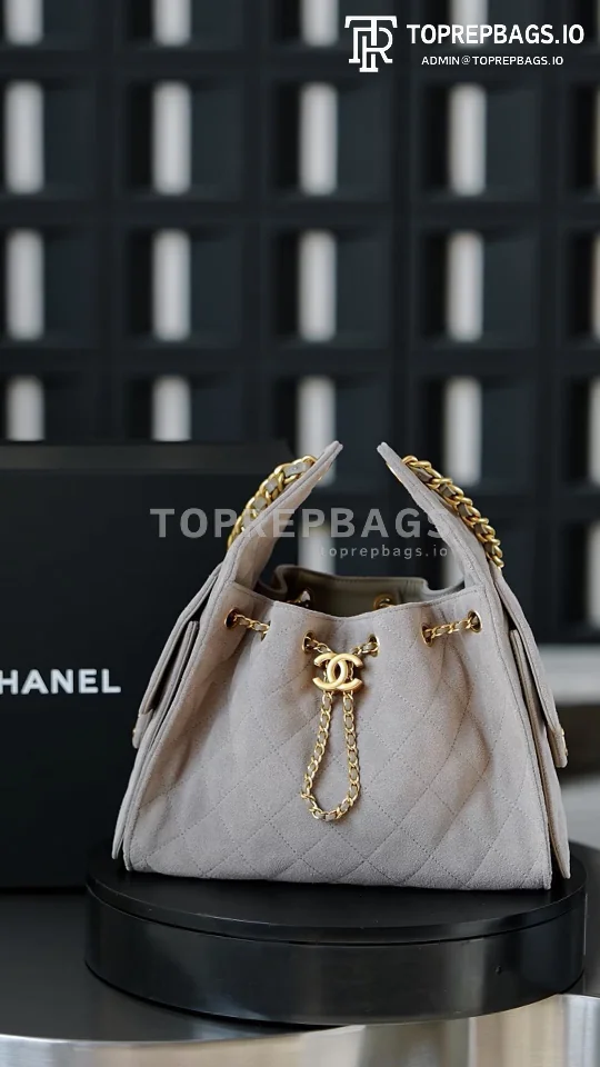 i1767954997772_5630_0_0 Chanel 25 Bag Hobo in Grey