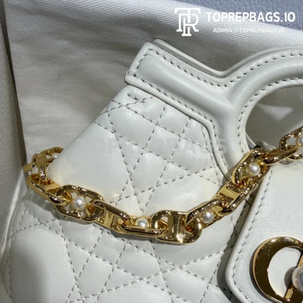 i1768195981402_3416_0_5 Dior Jolie in White