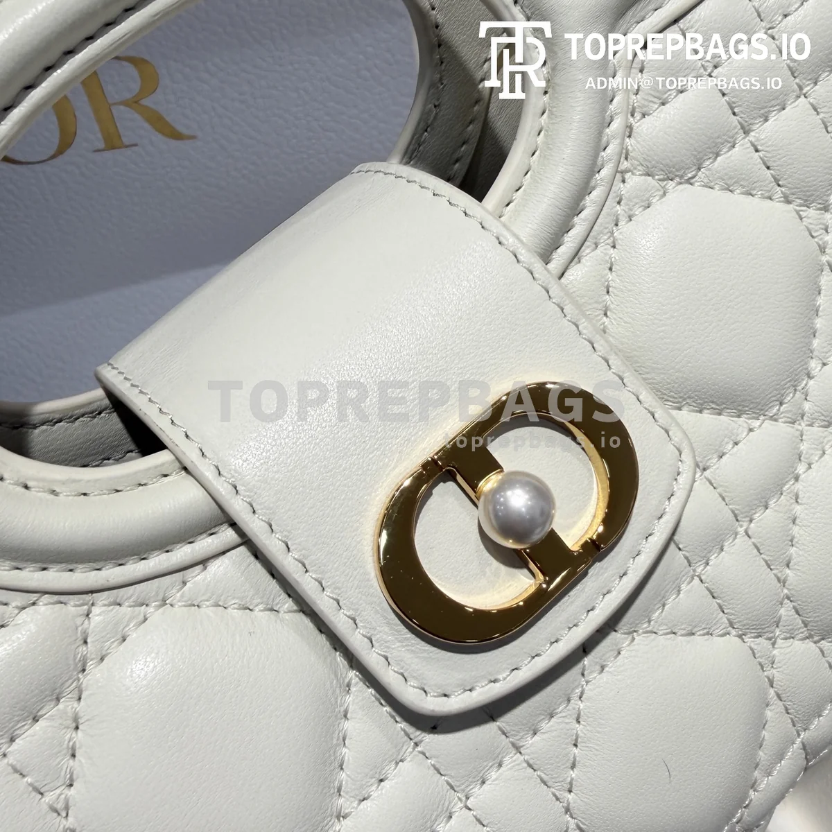 i1768195981643_5147_0_4 Dior Jolie in White