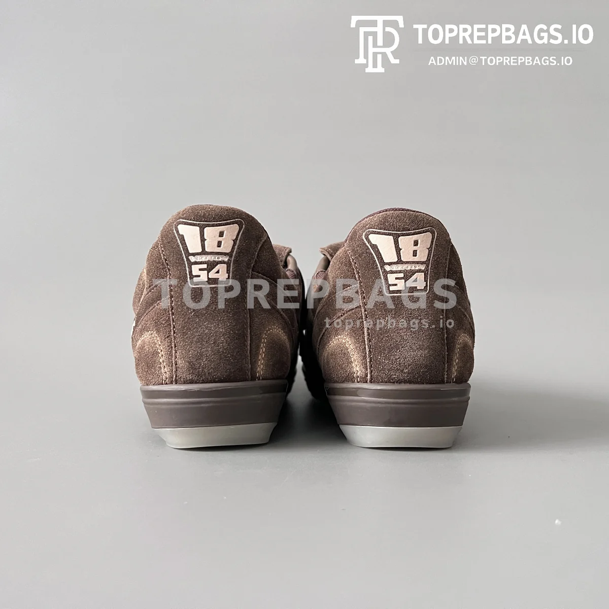 i1768373080215_6537_0_4 Louis Vuitton Footprint Soccer in Brown