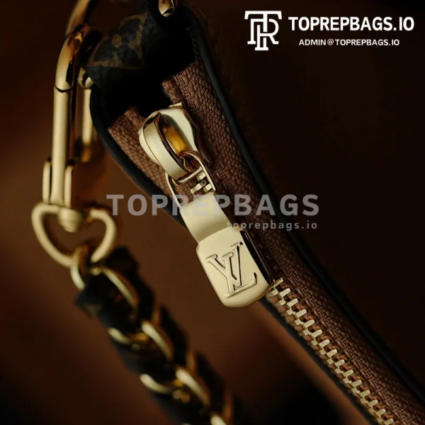 i1768884864273_2205_0_4 Louis Vuitton Multipass in Beige