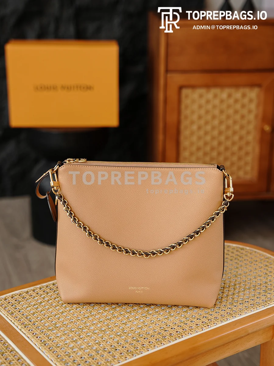 i1768884924823_648_0_8 Louis Vuitton Multipass in Beige