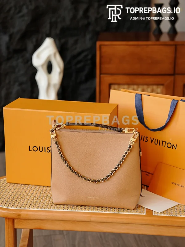 i1768884958918_7834_0_9 Louis Vuitton Multipass in Beige