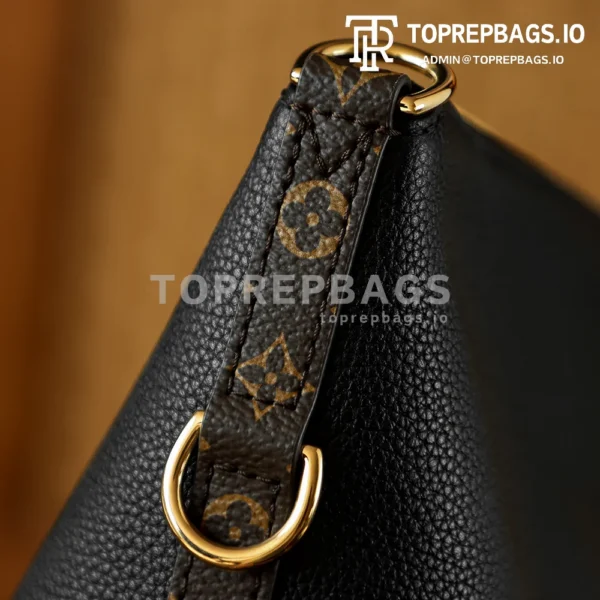 i1768885471154_1360_0_1 Louis Vuitton Multipass in Black