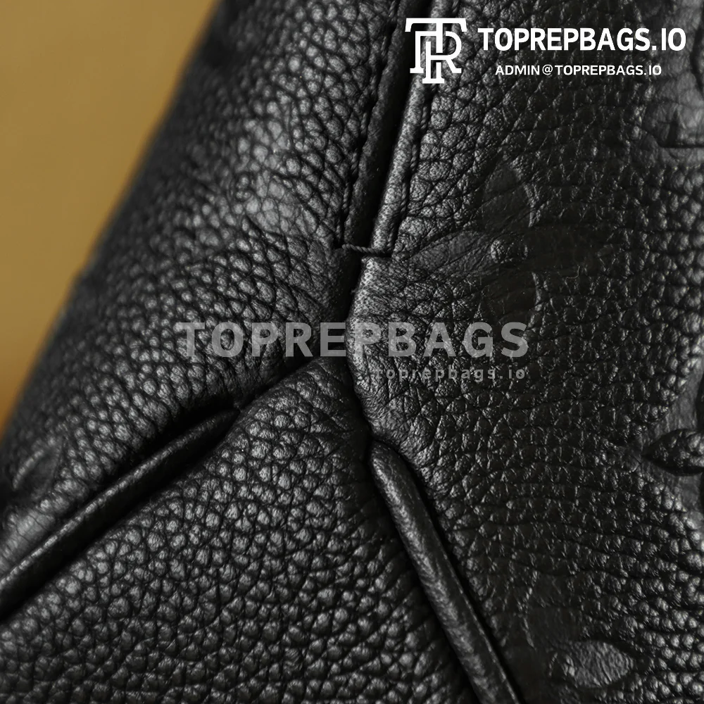 i1768904942527_2900_0_3 Louis Vuitton Boulogne Small in Black