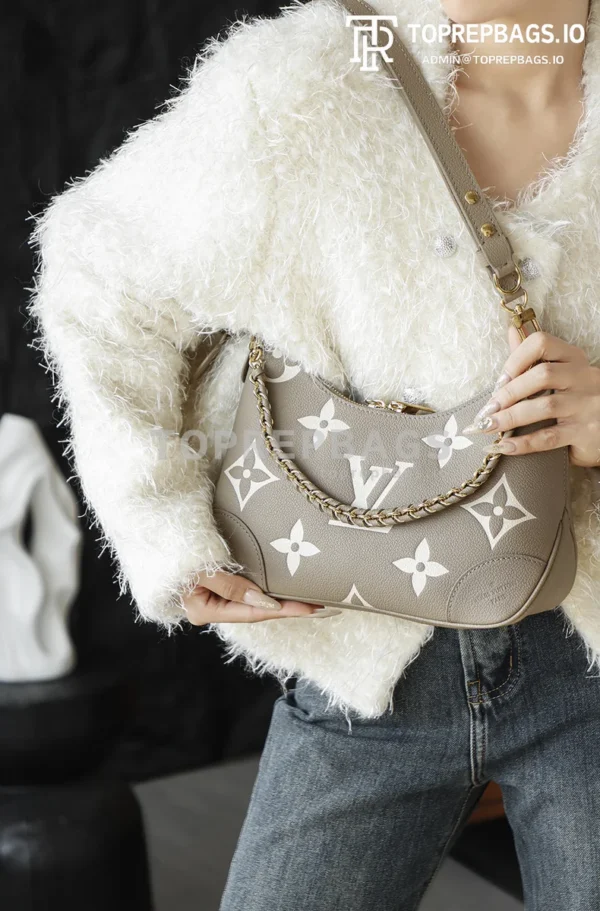 i1768905473512_812_0_6 Louis Vuitton Boulogne Small in Grey