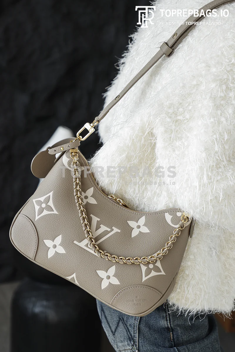i1768905474728_5300_0_8 Louis Vuitton Boulogne Small in Grey