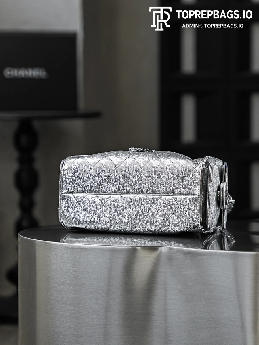 i1769168818803_2036_0_4 Chanel 25 Bag Mini Lambskin Leather Silver-tone Hardware detailed product image