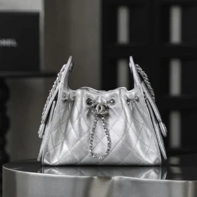 i1769168819496_3233_0_0 Chanel 25 Bag Mini Lambskin Leather Silver-tone Hardware detailed product image