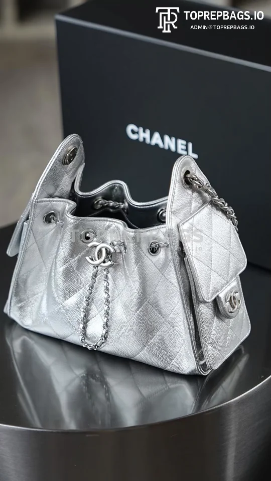 i1769169078577_2671_0_0 Chanel 25 Bag Mini Lambskin Leather Silver-tone Hardware detailed product image