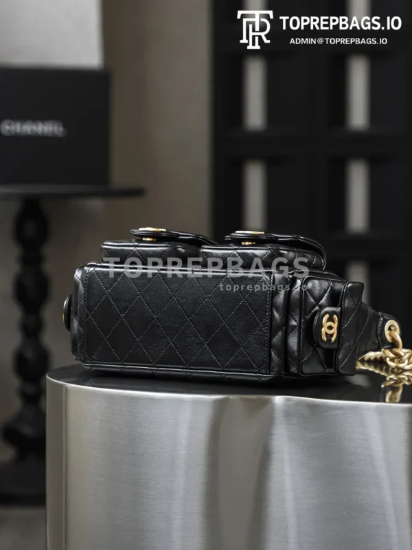 i1769754641340_2197_0_7 Chanel 25 Hobo Small in Black