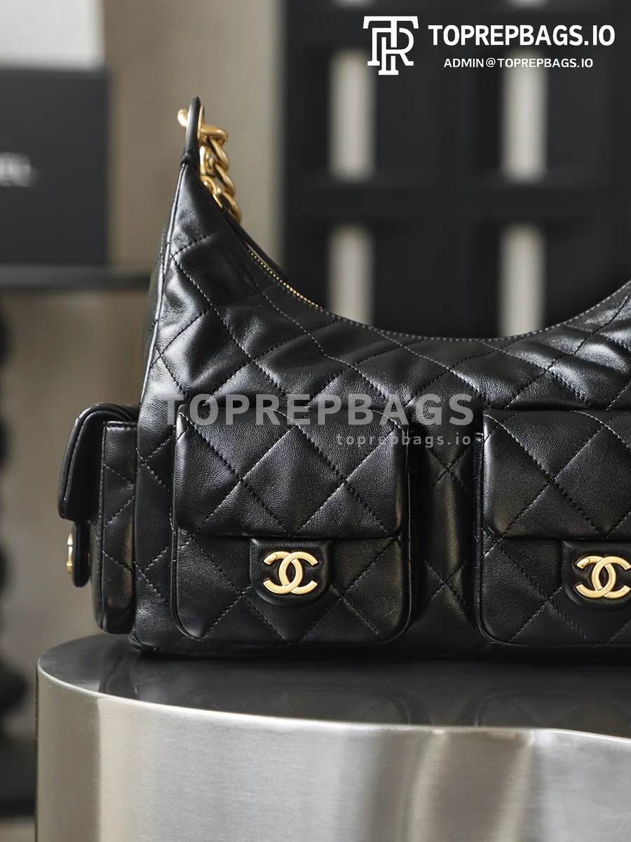 i1769754972081_1189_0_5 Chanel 25 Hobo in Black