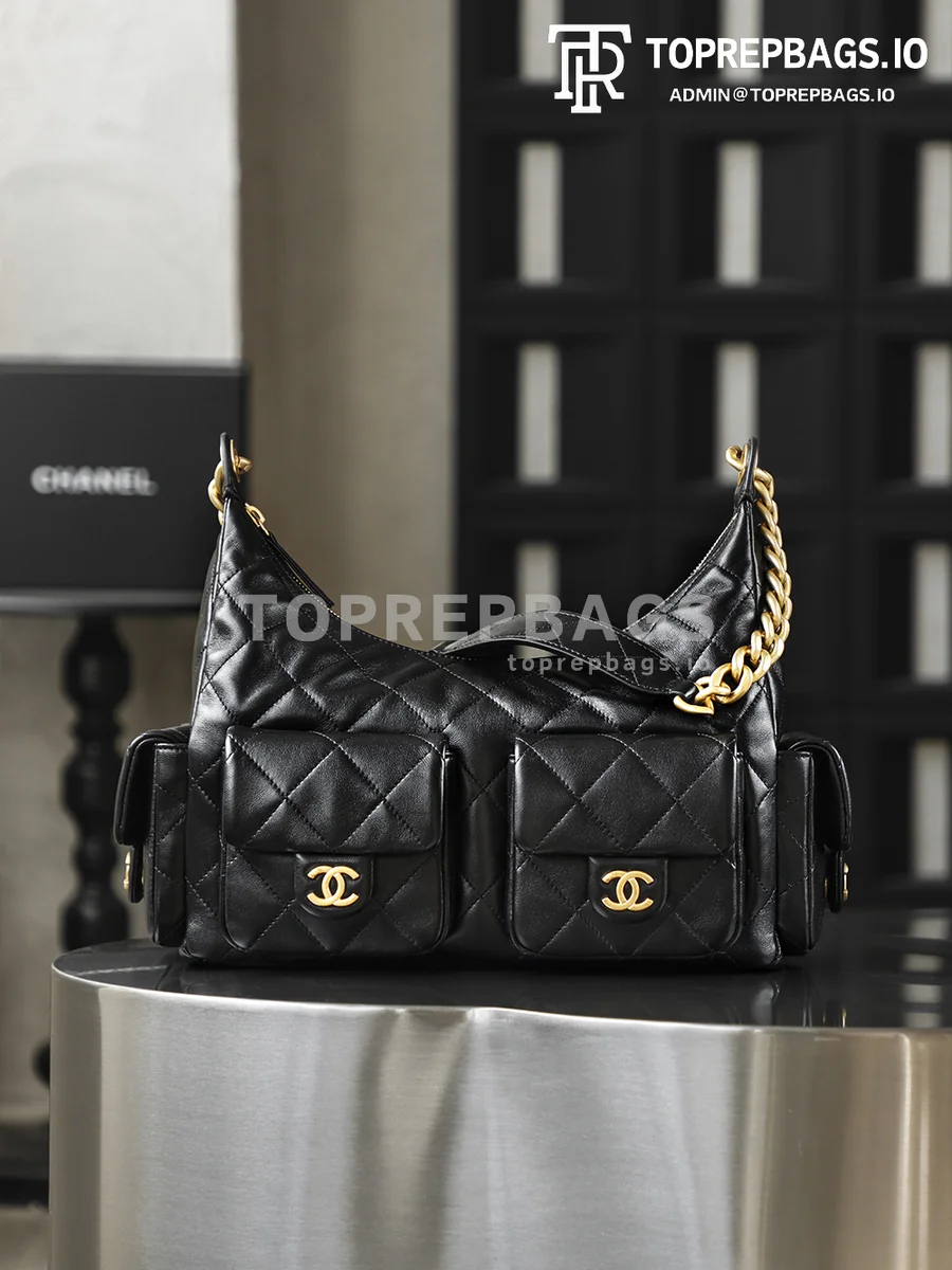 i1769754972081_4077_0_0 Chanel 25 Hobo in Black