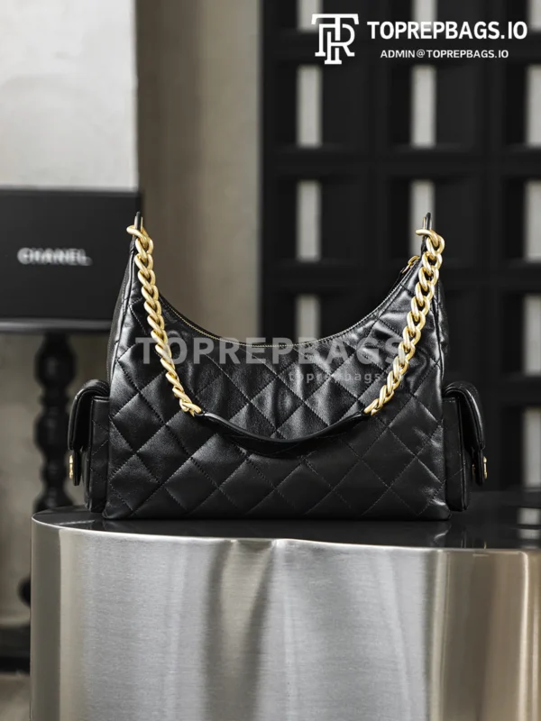 i1769754972562_8444_0_3 Chanel 25 Hobo in Black