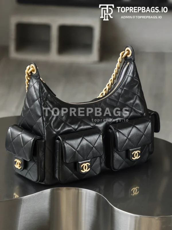 i1769754985702_3491_0_8 Chanel 25 Hobo in Black