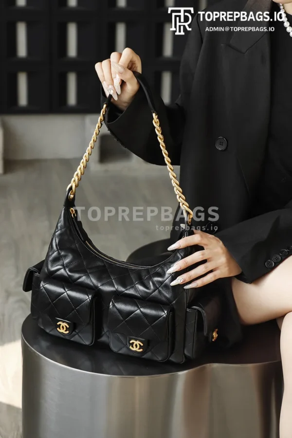 i1769755174282_9439_0_8 Chanel 25 Hobo in Black